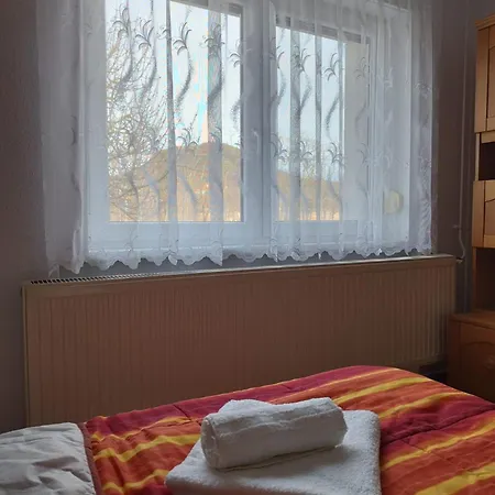 Keszi Szeli Vendeghaz Apartment