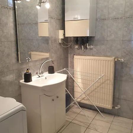 Keszi Szeli Vendeghaz Apartment